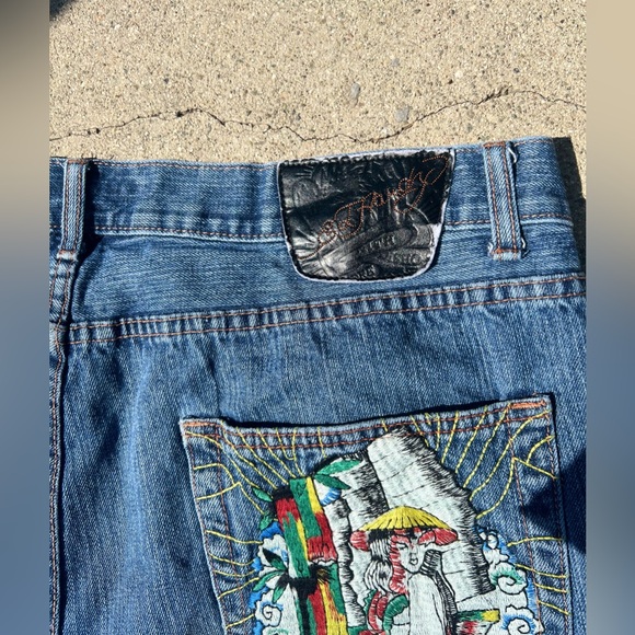 Ed hardy rare men’s jeans with detailing patches on each butt pocket - Picture 7 of 11